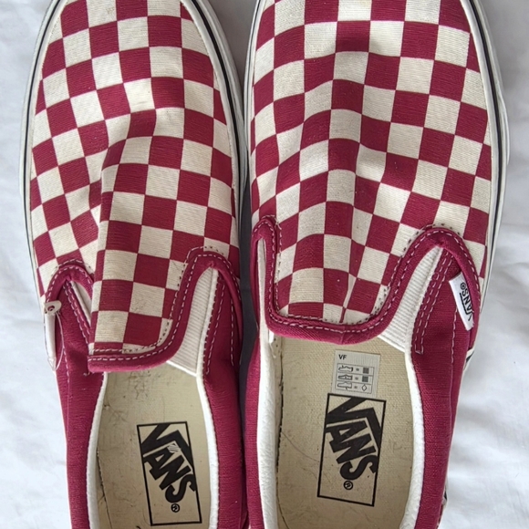 Vans Mens Checkerboard Slip-On Shoes - Red and White - Picture 5 of 6